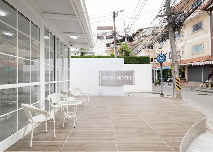 Srinn Hotel Pattaya Klang